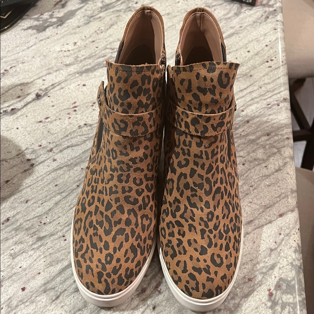 Paolo Leopard Print Ankle Boot Sneakers with Wedge Heel Size 10